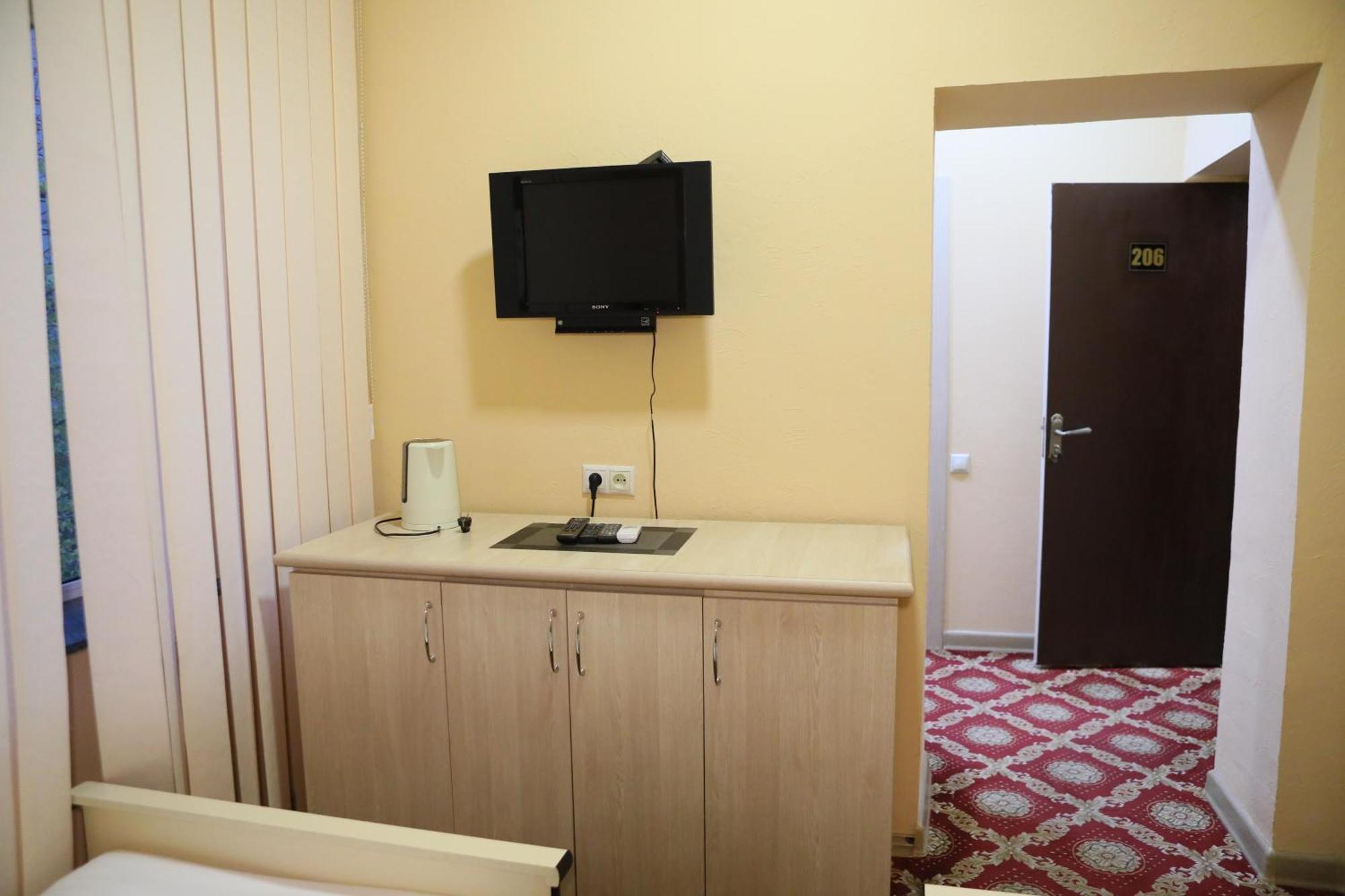 Elko Hotel Jerevan Buitenkant foto