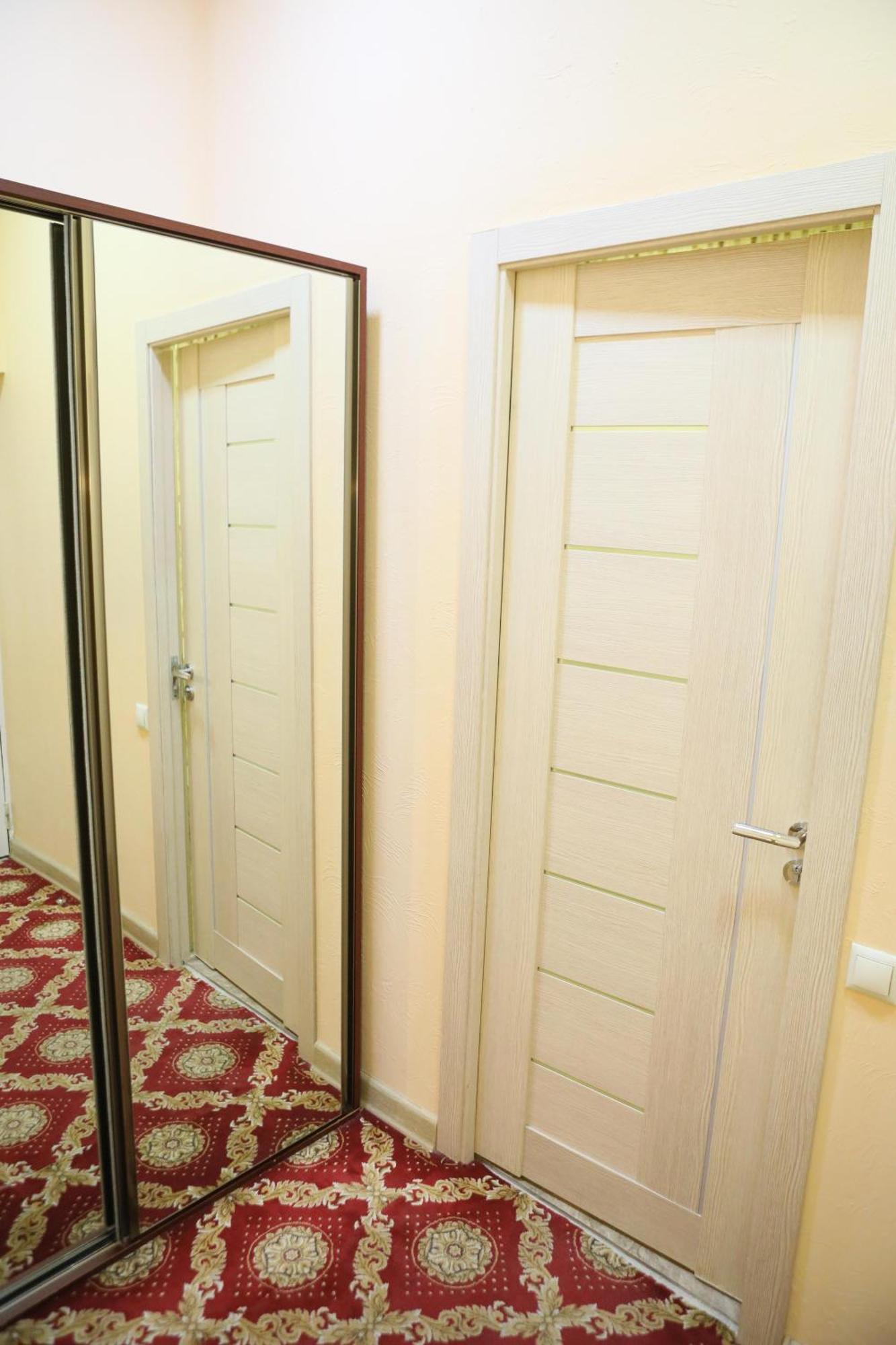 Elko Hotel Jerevan Buitenkant foto